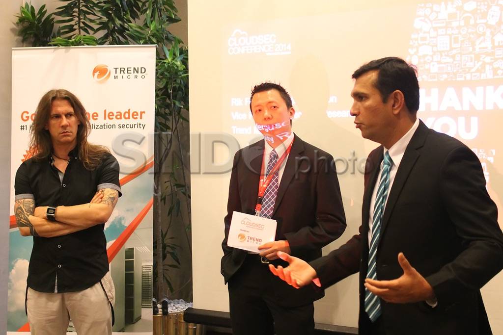 Diskusi Trend Micro...