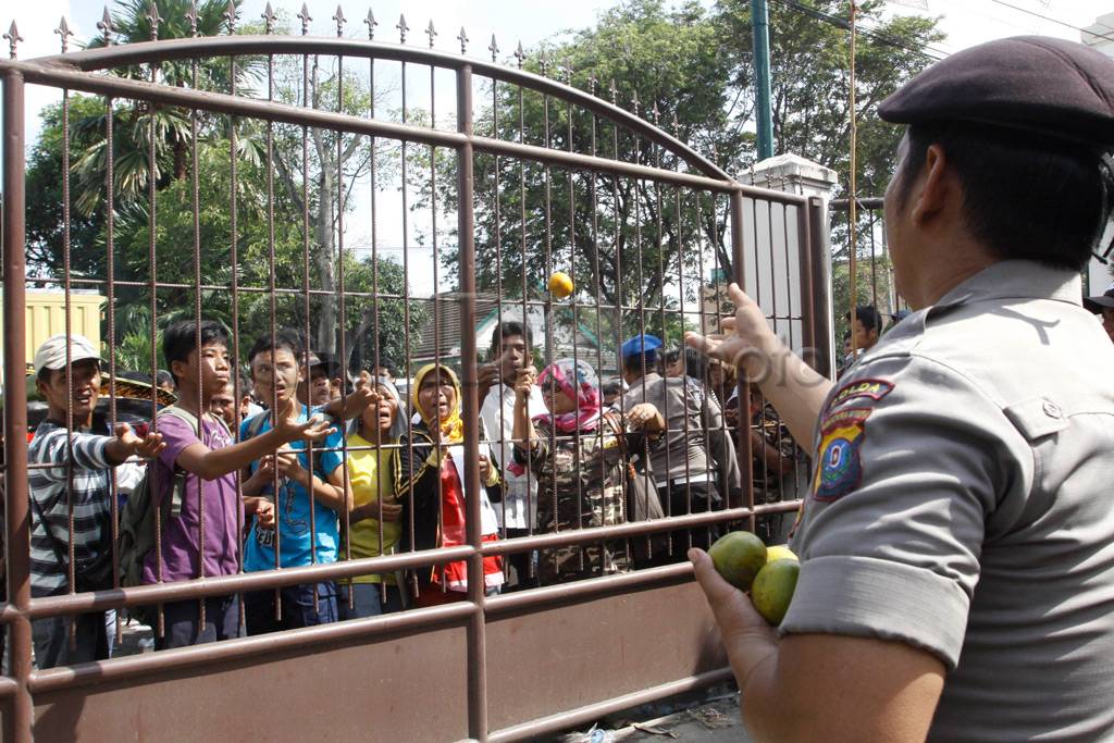 Demo Pendukung Prabowo-Hatta...