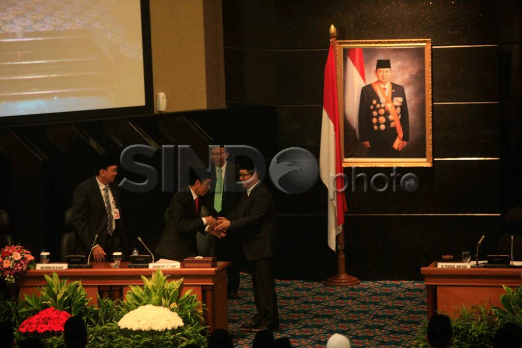 106 Anggota DPRD DKI...
