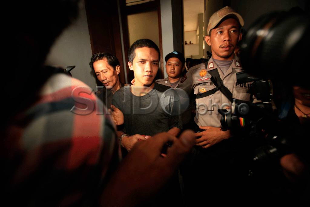 Agun Jalani Sidang Perdana