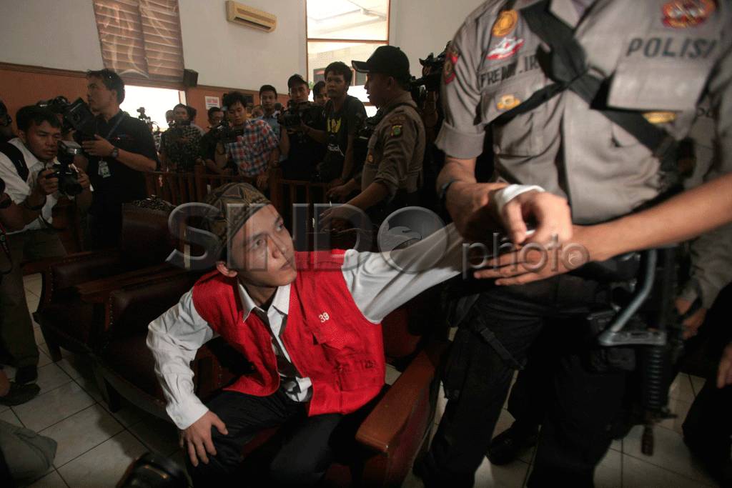 Agun Jalani Sidang Perdana