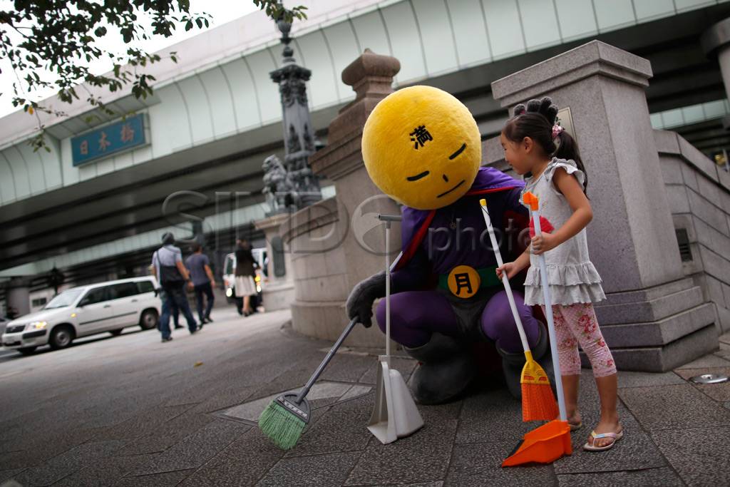 Magetsu-man Superhero...