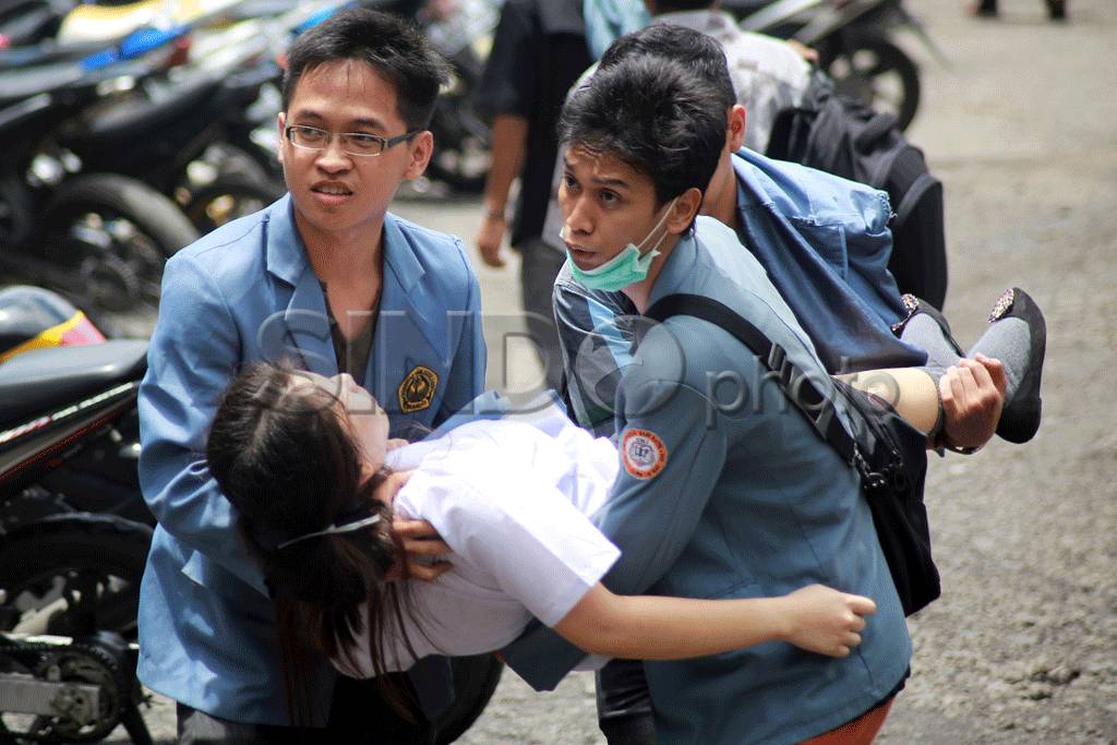 Ribuan Mahasiswa Baru...