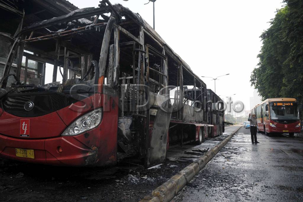 Lagi, Bus Transjakarta...