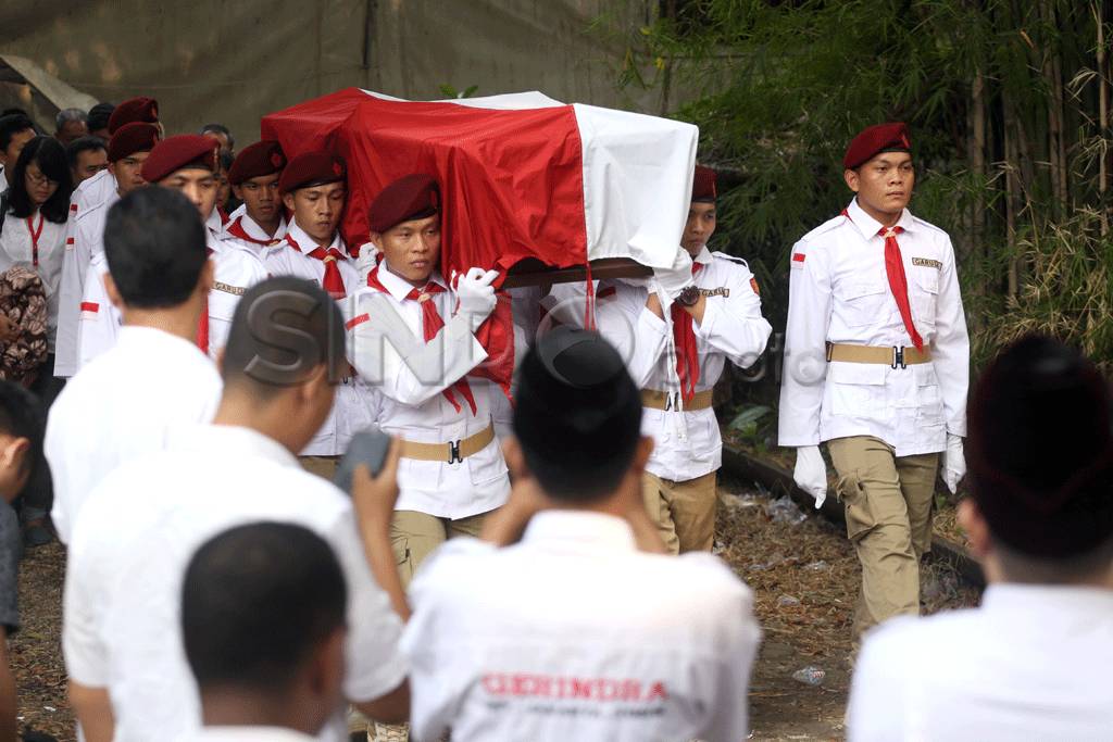 Prabowo Lepas Jenazah...