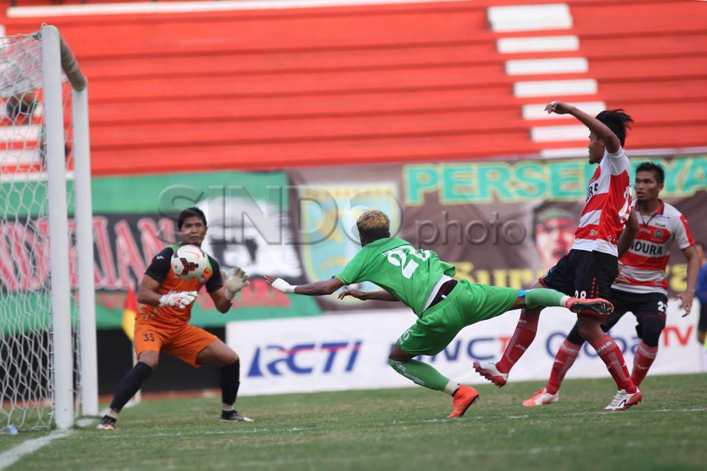 Persebaya Tundukkan...