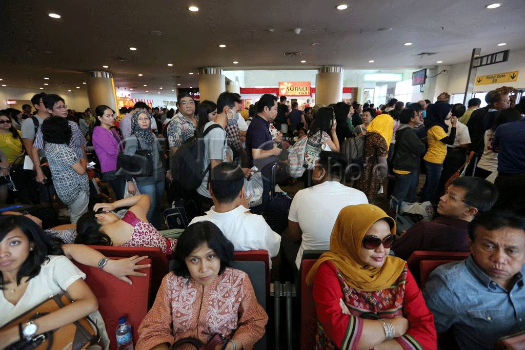 Bandara Ngurah Rai Tunda...