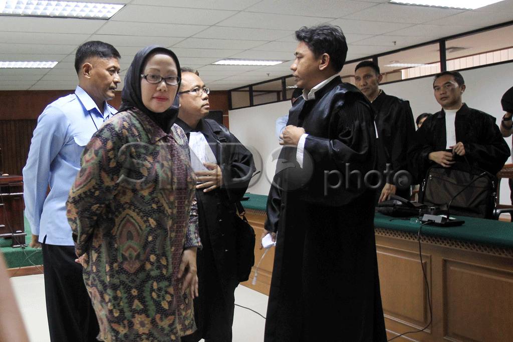 Ratu Atut Diganjar 4...