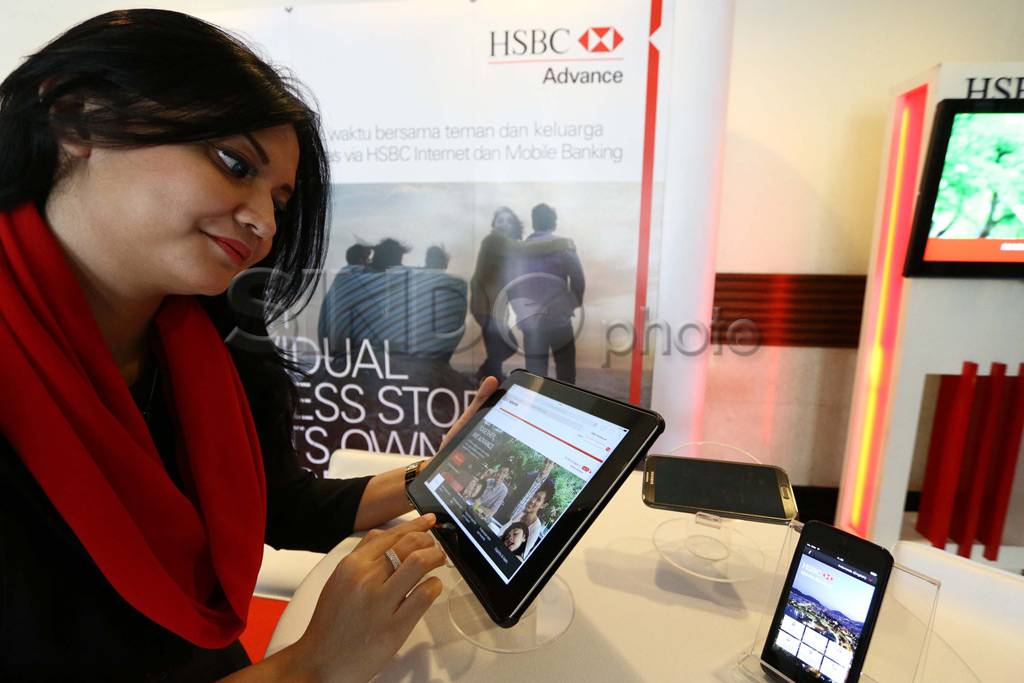 HSBC Advance, Solusi...