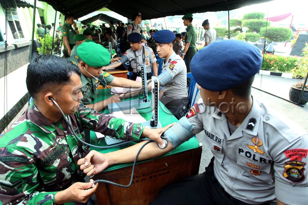 Aksi Donor Darah Kodam...