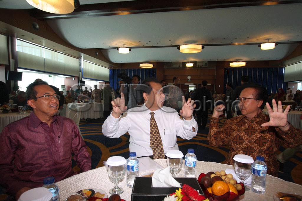 Tiga Kementerian Gelar...