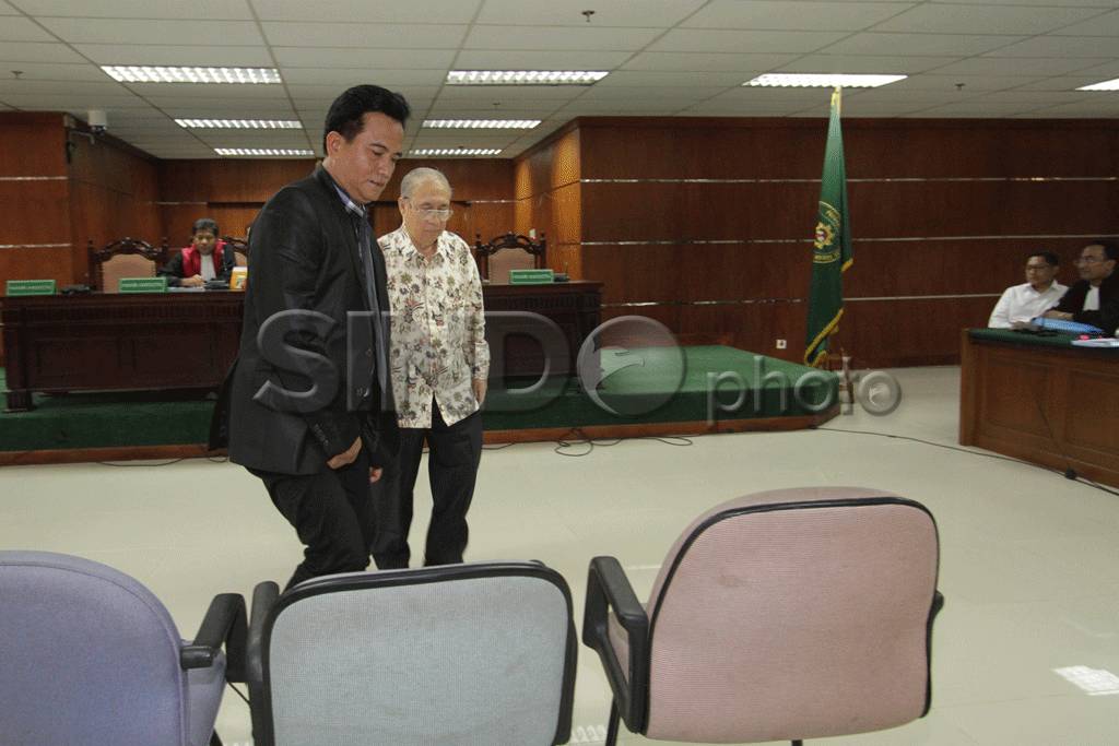 Yusril Ihza Mahendra...