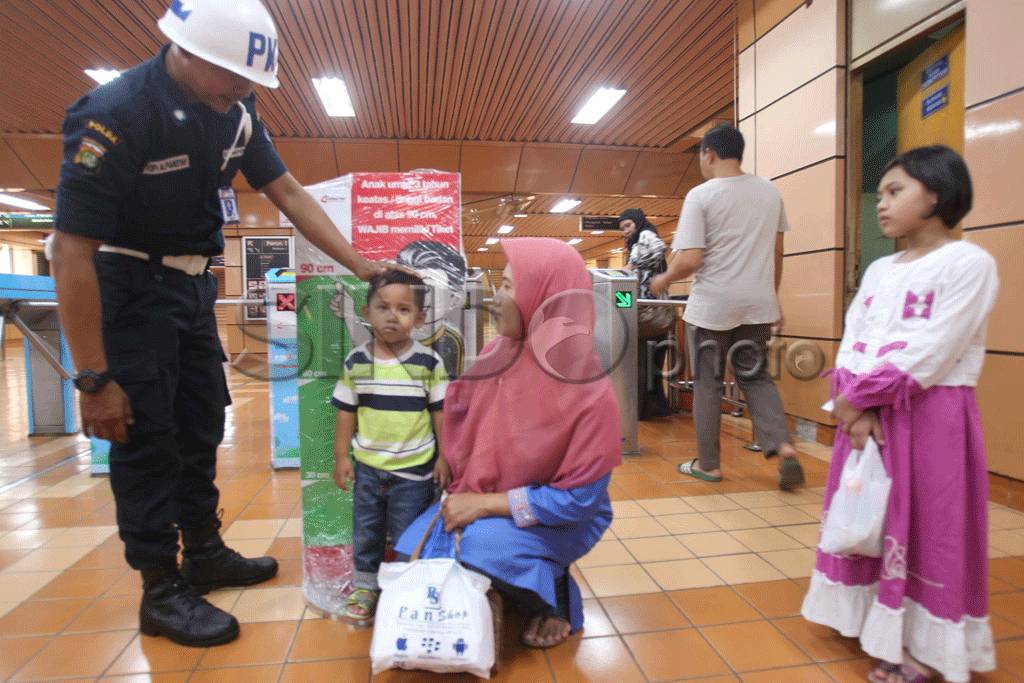 Naik Commuter Line,...