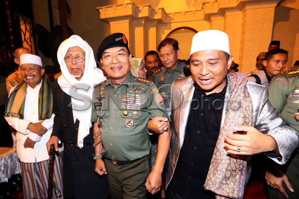 Panglima TNI Resmikan...