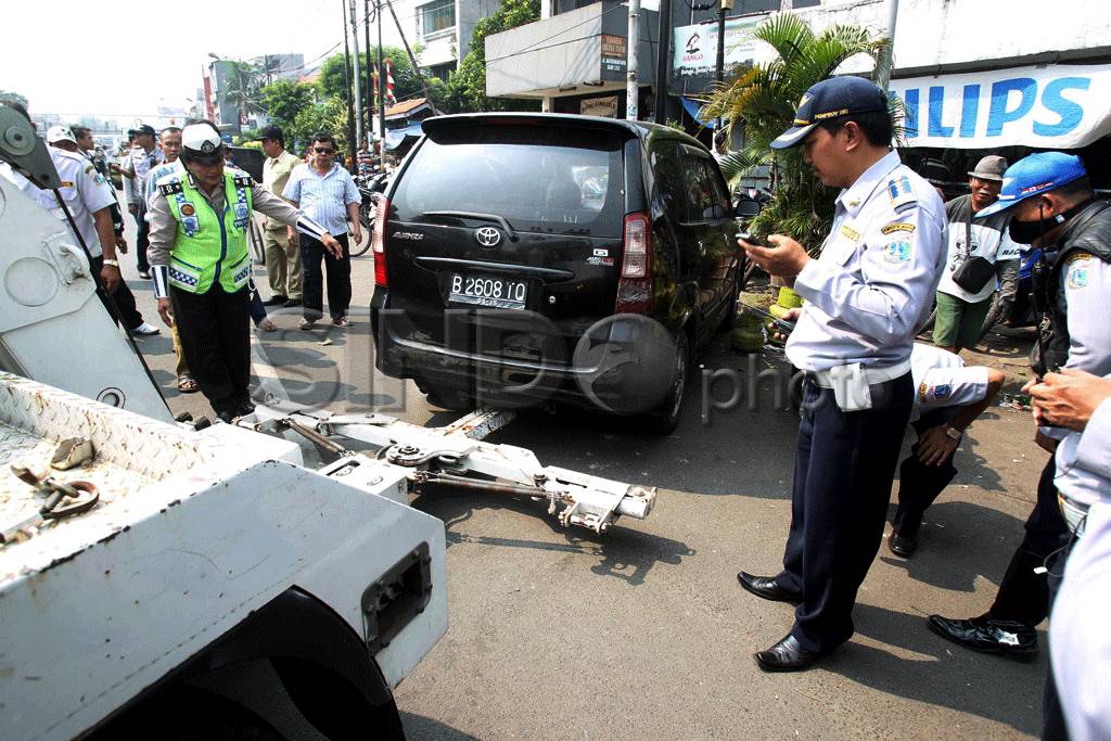 Puluhan Mobil Terjaring...