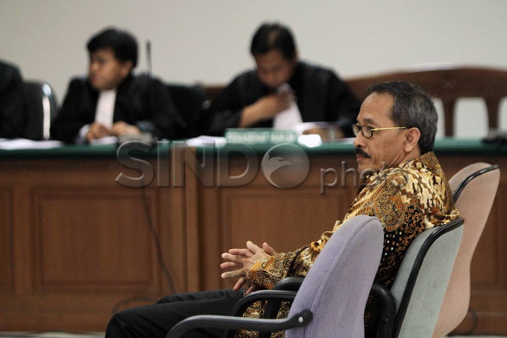Korupsi Pembangunan...