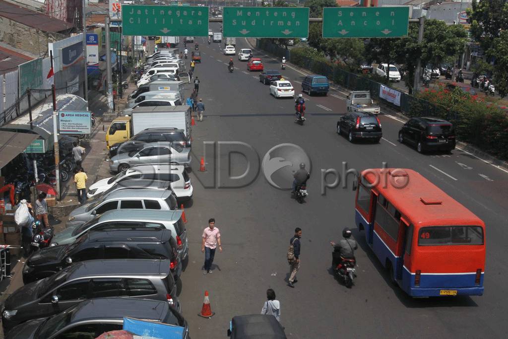Tak Takut Denda, Puluhan...