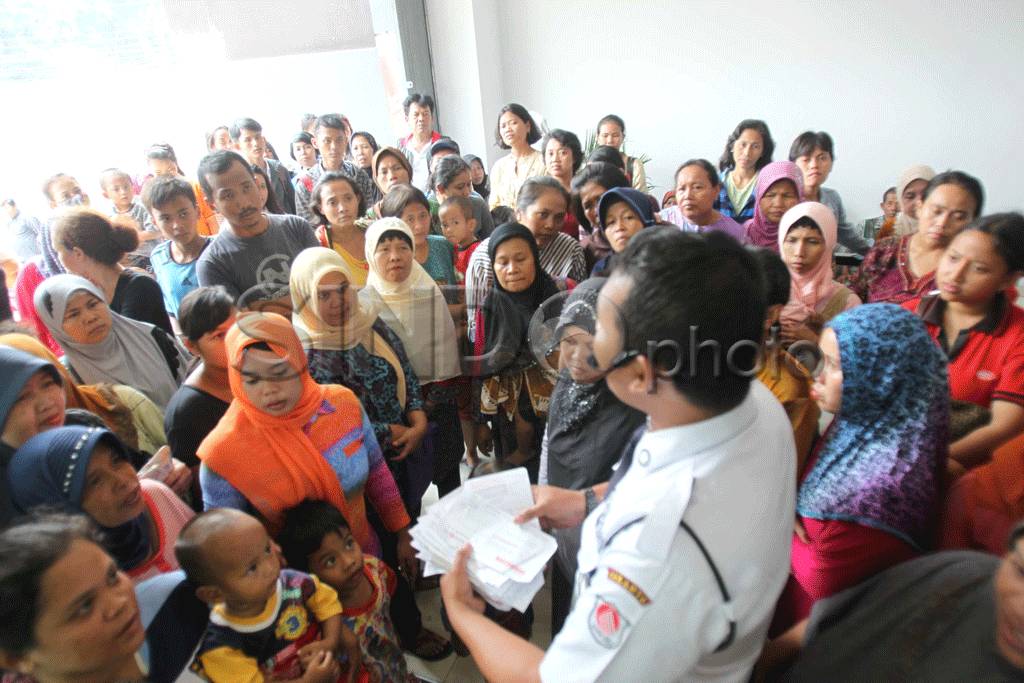 Ratusan Orang Tua Murid...