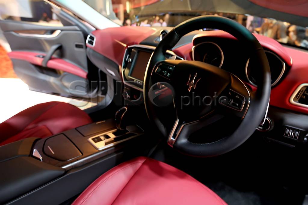 Maserati Ghibli Resmi...