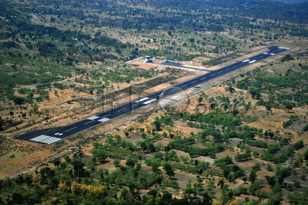 Lapangan Terbang TNI-AL...