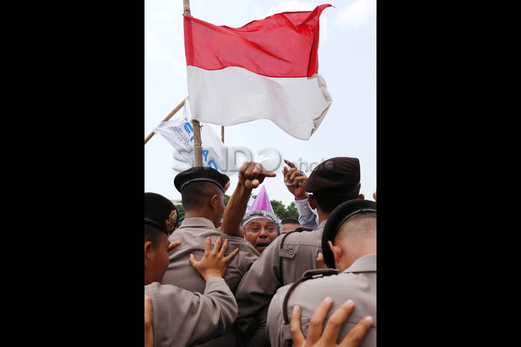 Peradi Tolak RUU Advokat