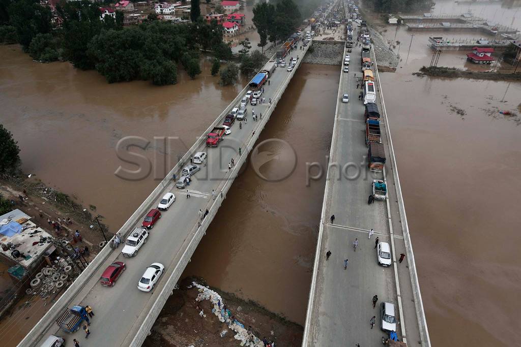 Banjir India dan Pakistan,...