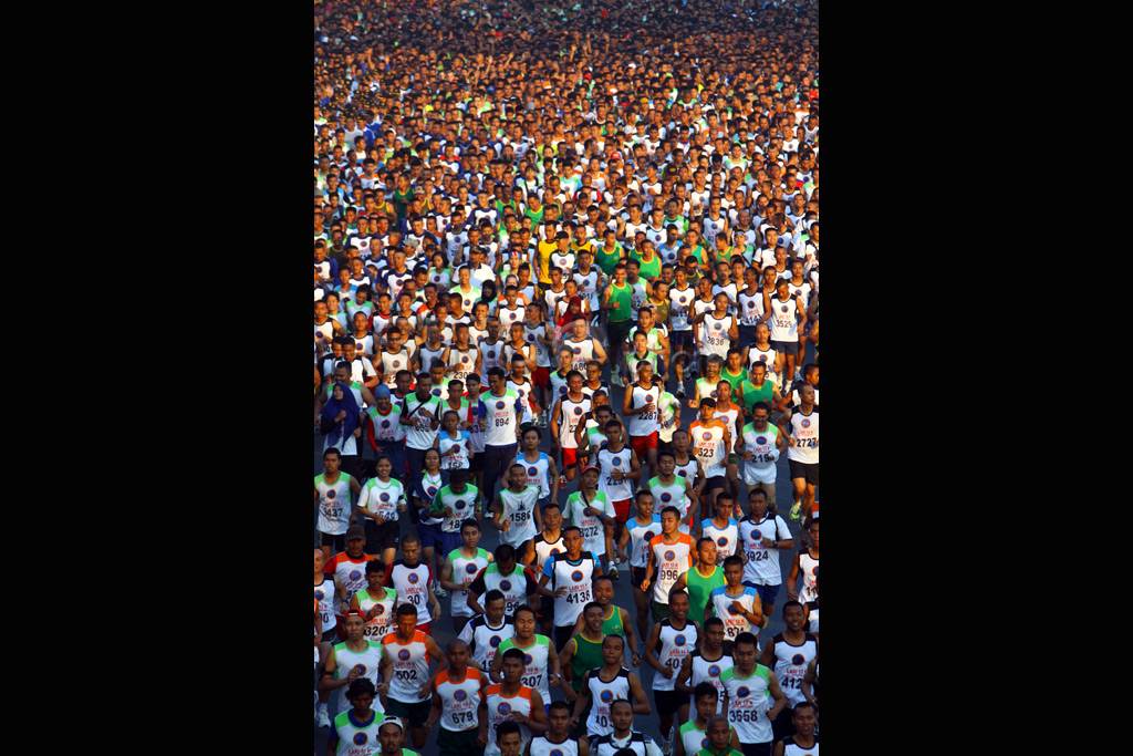 Lomba Lari 10 K HUT...