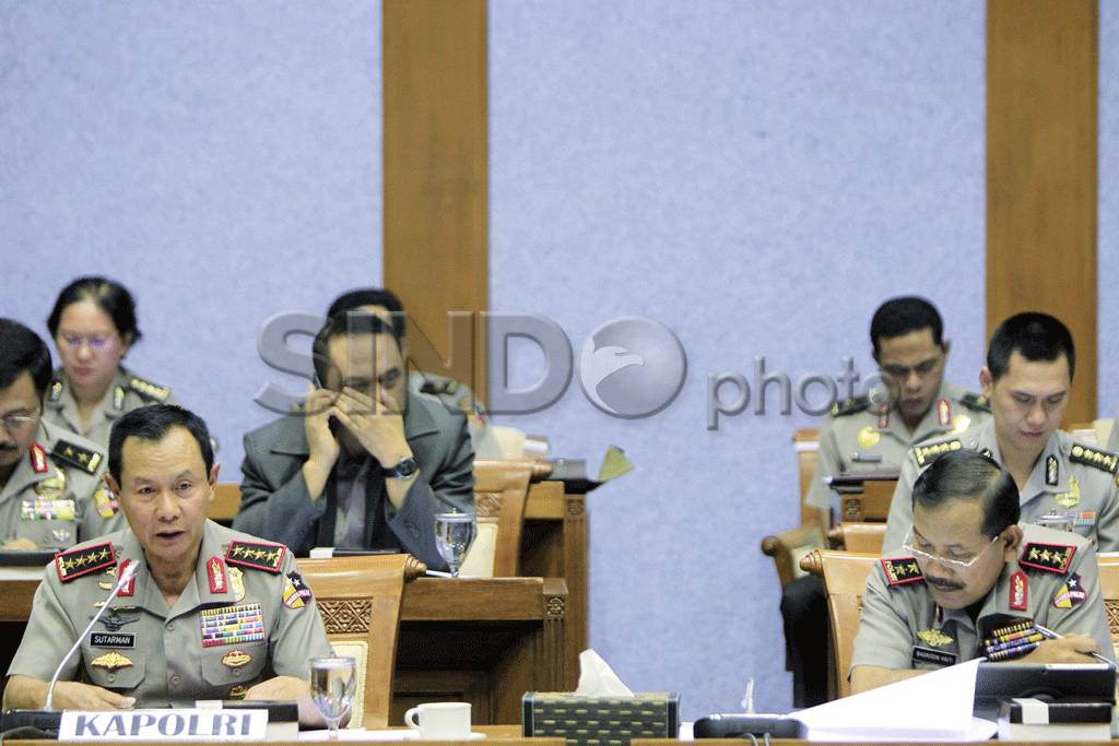 Kapolri dan Baleg Bahas...