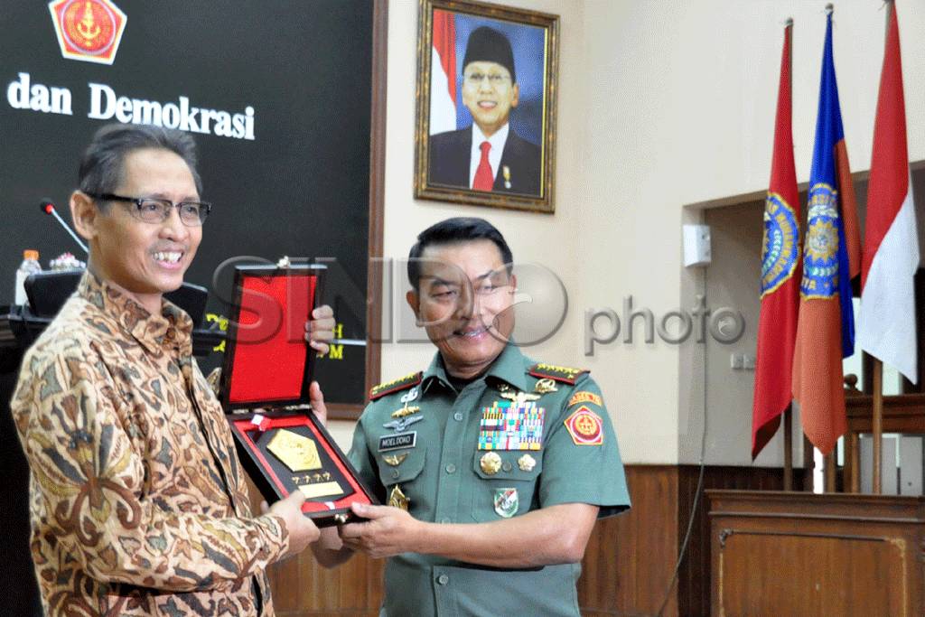 Moeldoko Beri Kuliah...