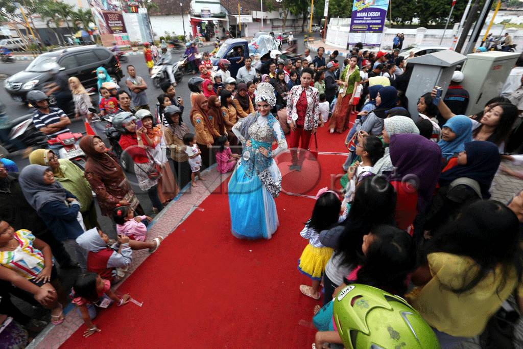 Uniknya Fashion Show...