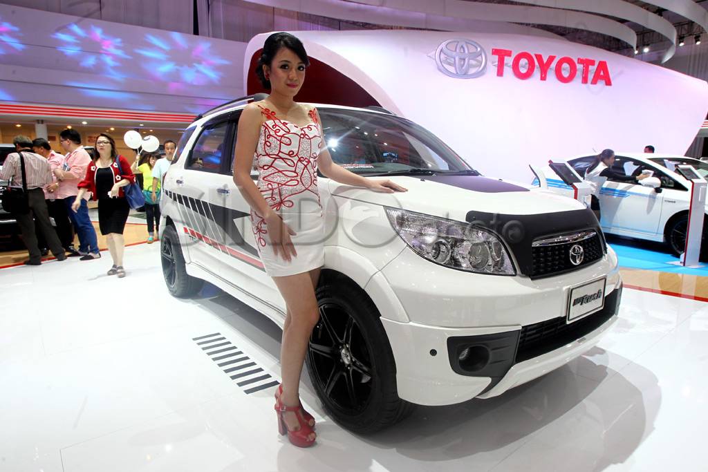 Geliat SUV Kompak di...