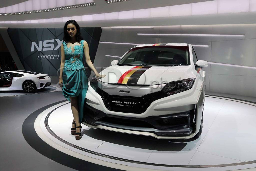 Geliat SUV Kompak di...