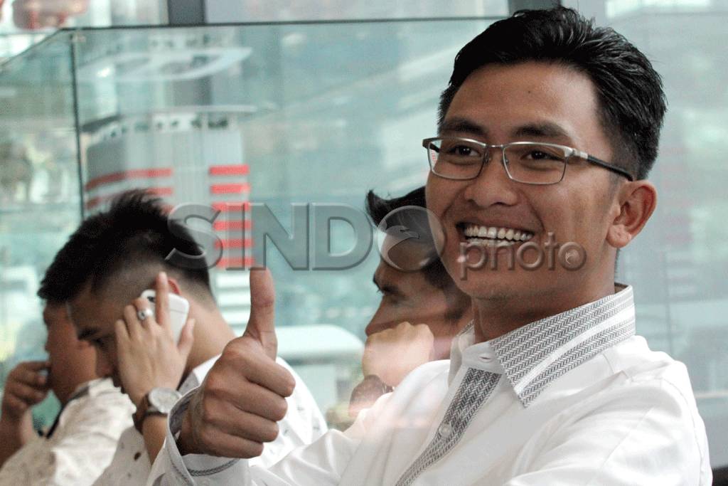 Putra Ratu Atut Diperiksa...