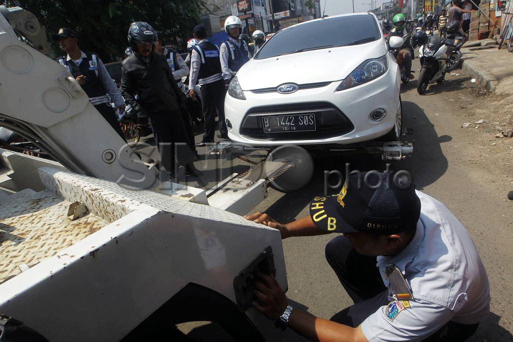 Razia Parkir Liar di...