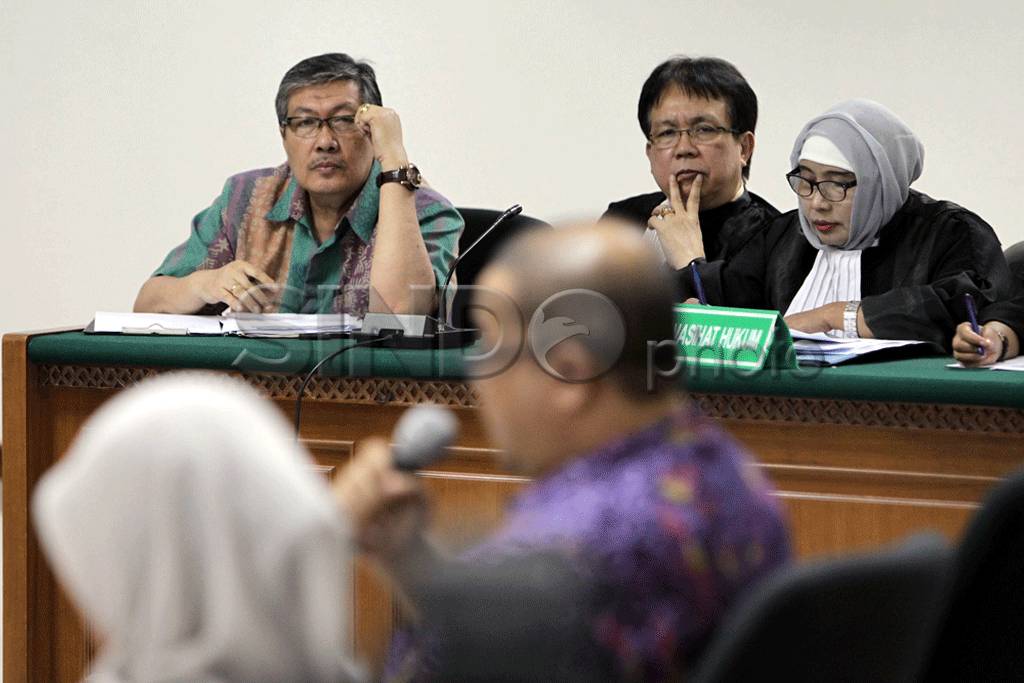 Bupati Bogor Nonaktif...