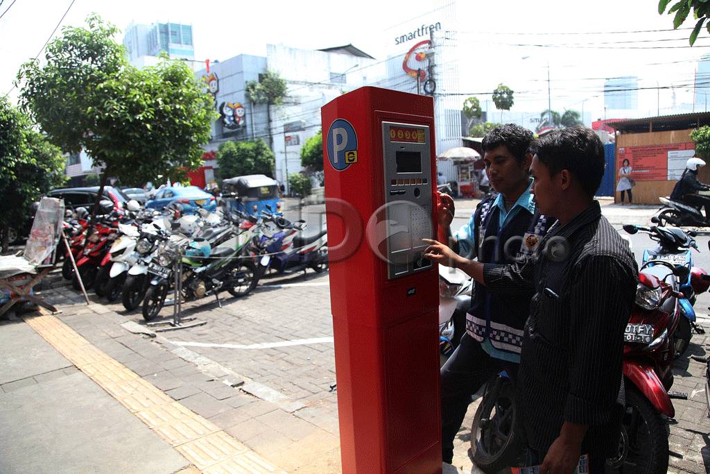 Parkir Meter Resmi Dioperasikan