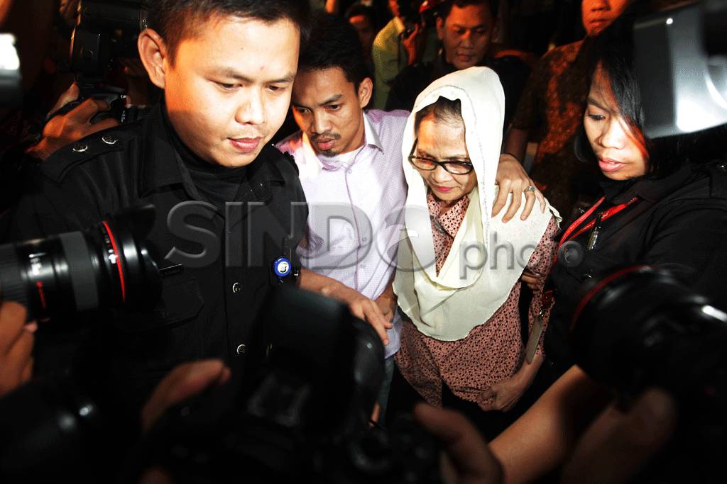 Istri Gubernur Riau...