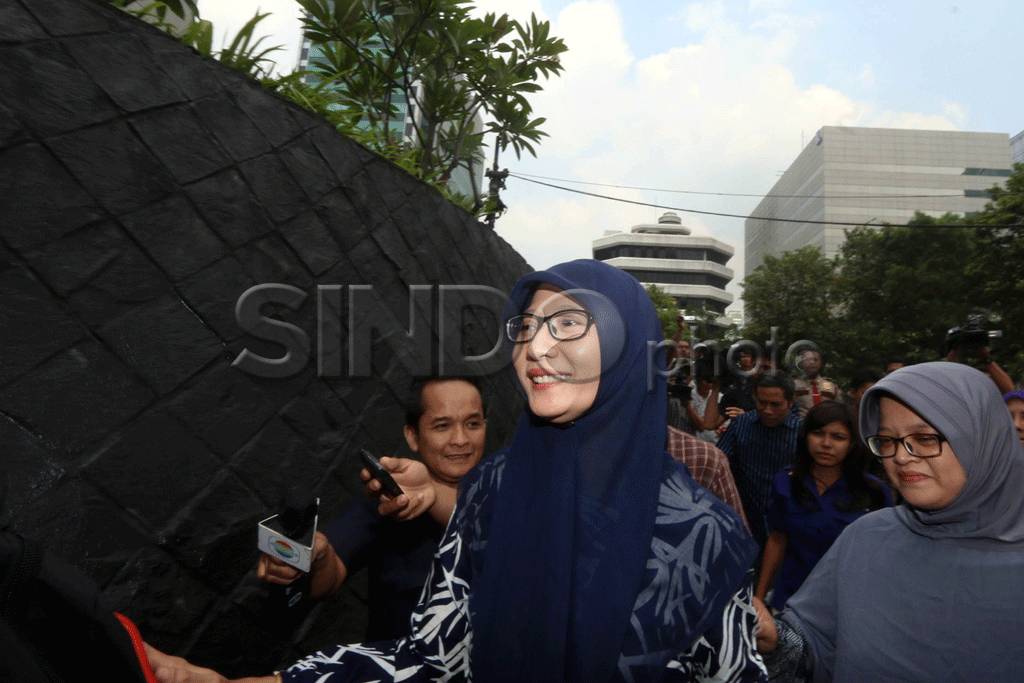 Anas Urbaningrum Dijenguk...