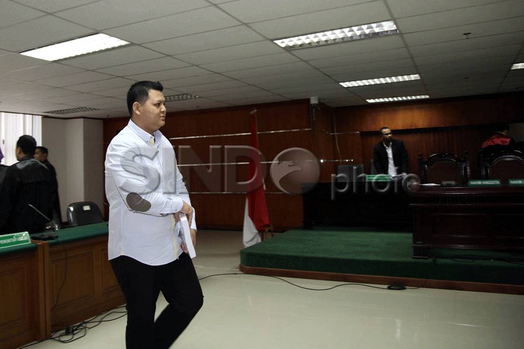 Penyuap Bupati Biak...