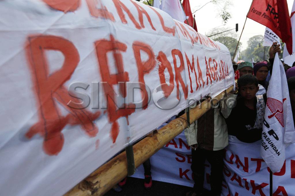 Petani Tuntut Pemerintah...