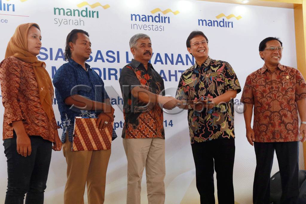 Bank Mandiri Luncurkan...