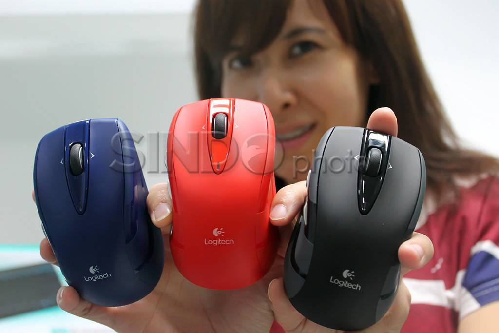 Mouse Wireless Pertama...