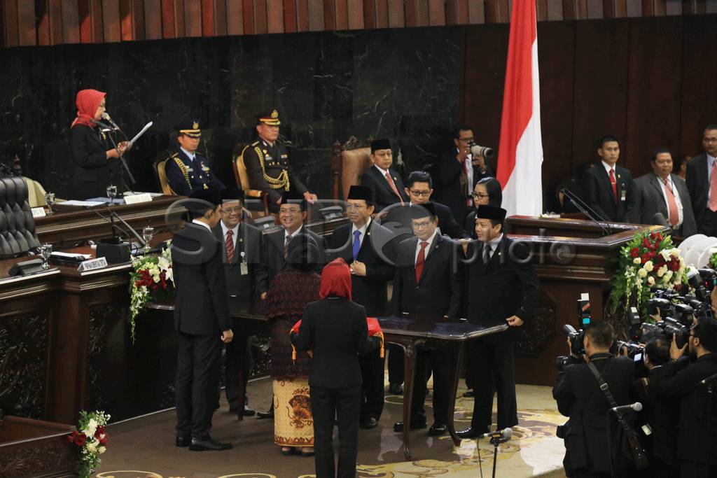 Anggota DPR,MPR dan...