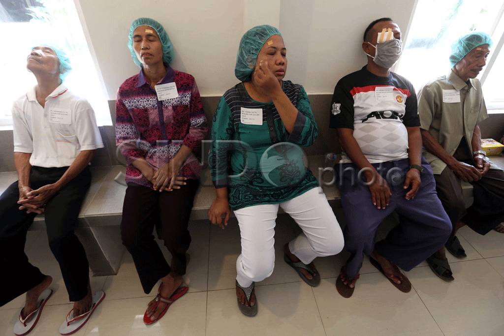TNI AL Gelar Pengobatan...