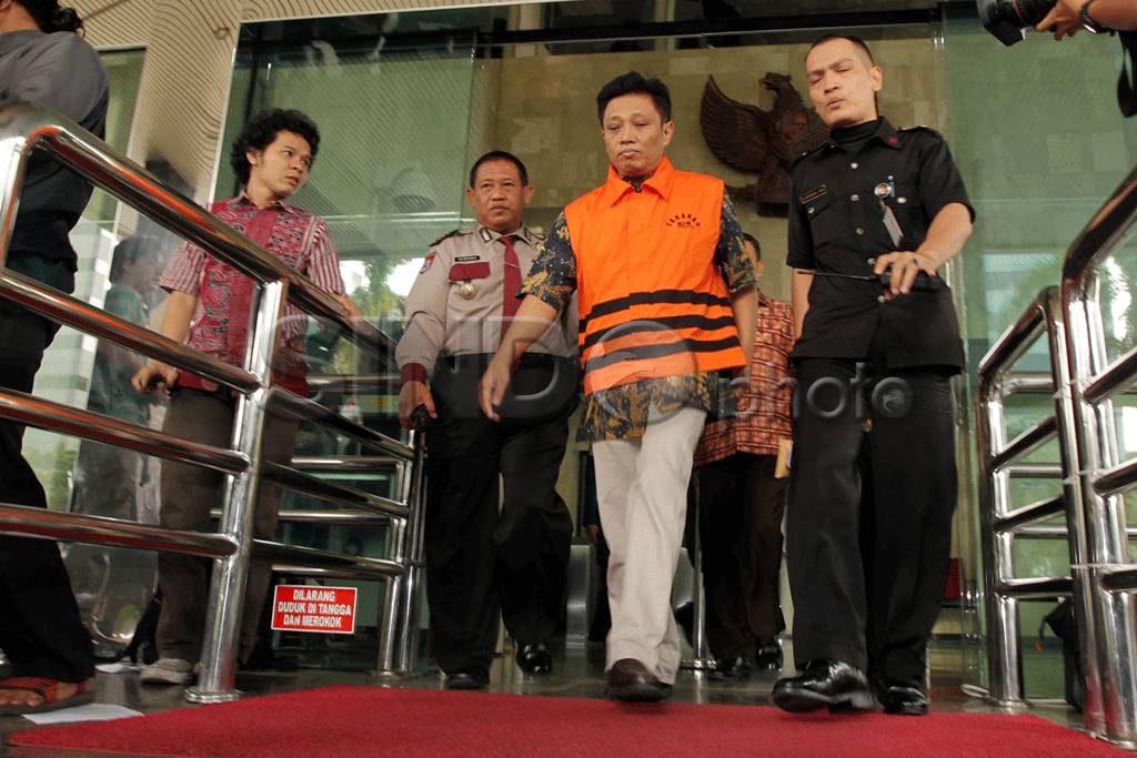 KPK Lanjutkan Pemeriksaan...
