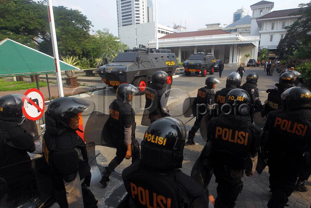 Polisi Lakukan Olah...