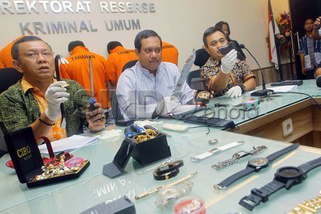Polisi Ringkus Perampok...