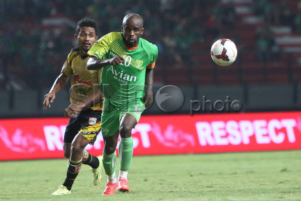 Persebaya vs Mitra Kukar...