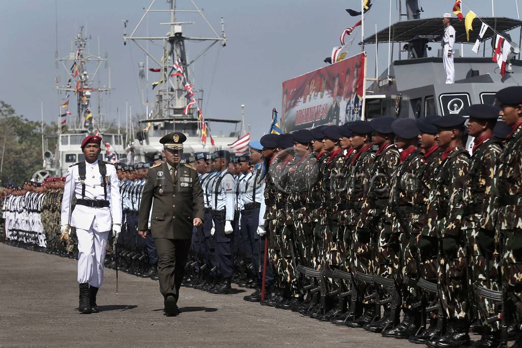 HUT TNI ke-69 di Makassar