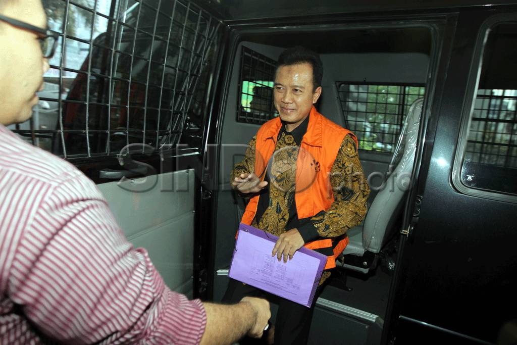 Bupati Karawang Jalani...